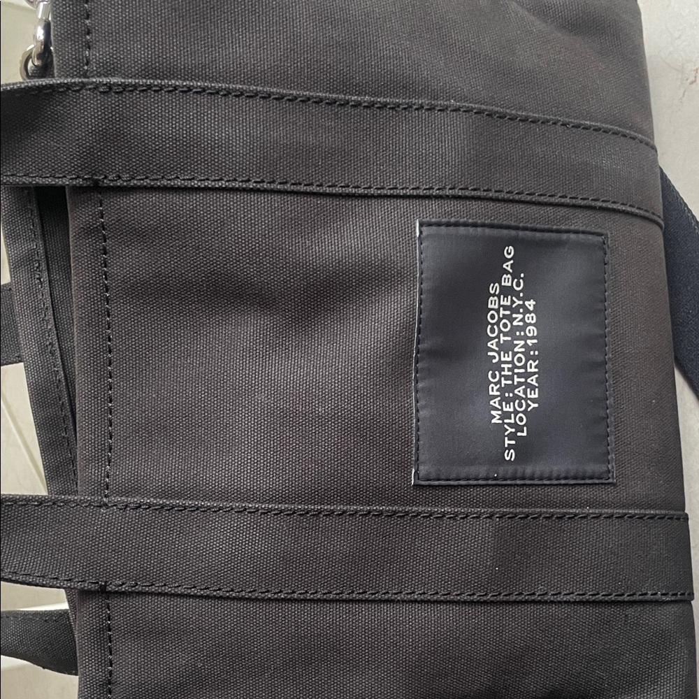 Marc Jacobs Black Canvas 'The Tote Bag' with White Logo - Picture 9 of 12